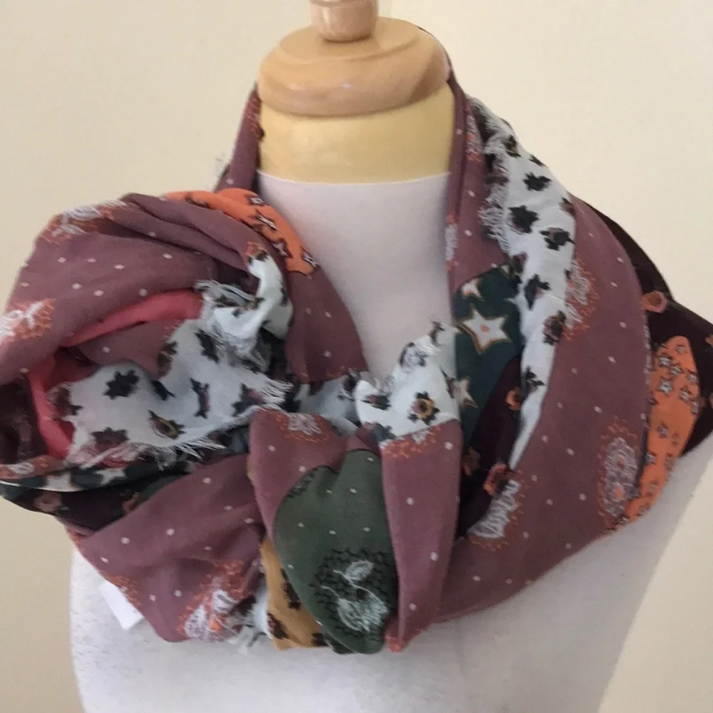 NWT! COACH dusty rose desert flower printed scarf